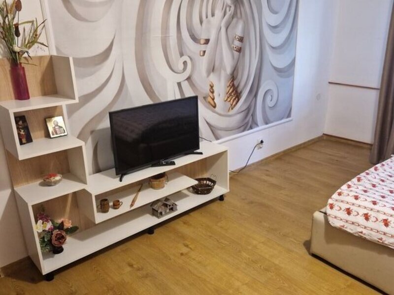 Calea Vitan, Garsoniera 37 mp, an constructie 1989